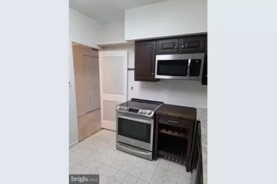 432 W Montgomery Avenue #402, Haverford, PA 19041 - Photo 5