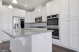 305 Goldman Dr, Phoenixville, PA 19460 - Photo 3