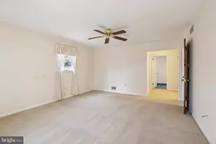 109 Flint Dr, Harleysville, PA 19438 - Photo 27