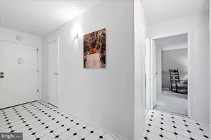 666 W Germantown Pike, Plymouth Meeting, PA 19462 - Photo 17