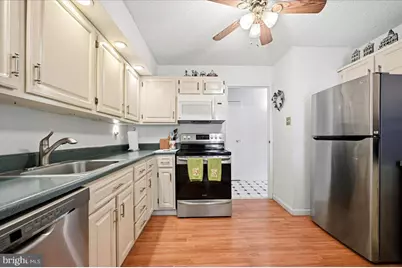 666 W Germantown Pike #1212, Plymouth Meeting, PA 19462 - Photo 11