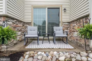 1905 Foxmeadow Cir, Royersford, PA 19468 - Photo 21