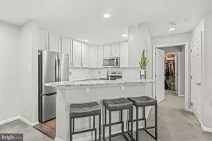 1905 Foxmeadow Cir, Royersford, PA 19468 - Photo 9