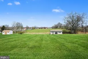 2323 Colonial Dr, Gilbertsville, PA 19525 - Photo 41