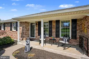 2323 Colonial Dr, Gilbertsville, PA 19525 - Photo 7