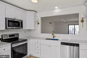 729 E Oak St, Norristown, PA 19401 - Photo 5