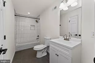 729 E Oak St, Norristown, PA 19401 - Photo 23