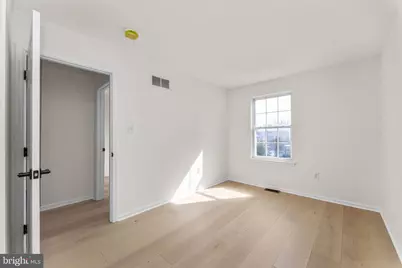 729 E Oak Street, Norristown, PA 19401 - Photo 19