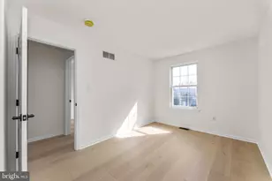 729 E Oak St, Norristown, PA 19401 - Photo 19