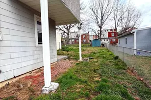 219 E Basin St, Norristown, PA 19401 - Photo 9