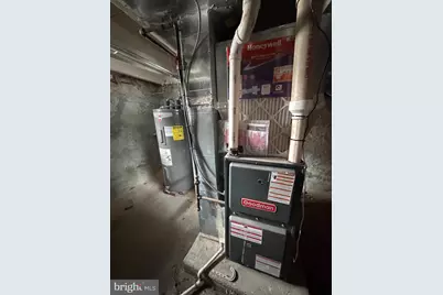 219 E Basin Street, Norristown, PA 19401 - Photo 11