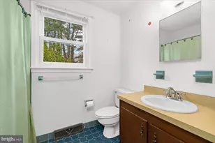 552 Woodward Dr, Huntingdon Valley, PA 19006 - Photo 9