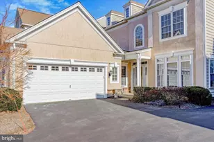 371 Primrose Dr, Upper Gwynedd, PA 19446 - Photo 3