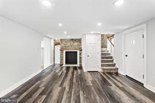 632 Fitzwatertown Rd, Willow Grove, PA 19090 - Photo 11