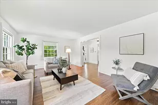 2 Chestnut Ave, Narberth, PA 19072 - Photo 9
