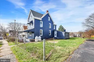 555 West St, Pottstown, PA 19464 - Photo 9