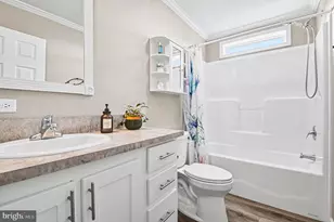 215 Green Hill Dr, Green Lane, PA 18054 - Photo 17