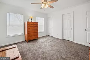 215 Green Hill Dr, Green Lane, PA 18054 - Photo 21