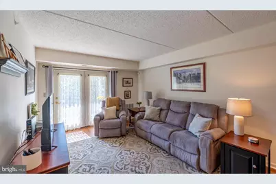 305 Brandon, Norristown, PA 19403 - Photo 3