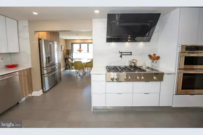 8226 Forrest Avenue, Elkins Park, PA 19027 - Photo 7