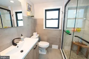 8226 Forrest Ave, Elkins Park, PA 19027 - Photo 23