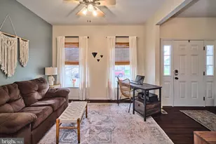 2232 Sunnyvale Dr, Pennsburg, PA 18073 - Photo 5