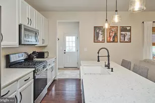 2232 Sunnyvale Dr, Pennsburg, PA 18073 - Photo 17