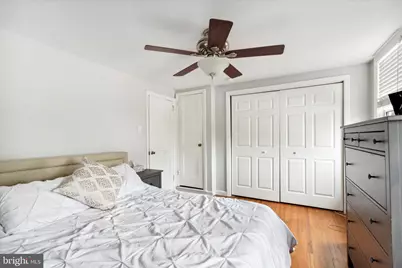 327 E 9th Avenue, Conshohocken, PA 19428 - Photo 13