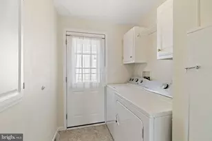 442 Manor House Ln, Souderton, PA 18964 - Photo 17