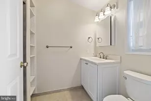 442 Manor House Ln, Souderton, PA 18964 - Photo 23