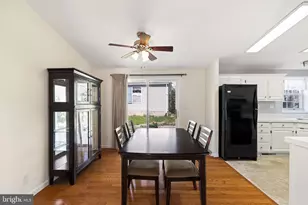 442 Manor House Ln, Souderton, PA 18964 - Photo 11