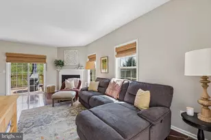 938 Cholet Dr, Collegeville, PA 19426 - Photo 3