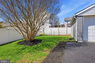 103 Center Ave, Willow Grove, PA 19090 - Photo 35