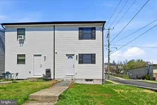 582 Walnut St, Pottstown, PA 19464 - Photo 3