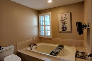 562 Farmdale Cir, Blue Bell, PA 19422 - Photo 27