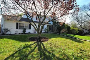 3255 E Hayes Rd, Norristown, PA 19403 - Photo 3