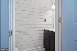 106 W 5th St, Bridgeport, PA 19405 - Photo 11