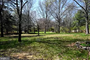 2871 Heather Dr, Harleysville, PA 19438 - Photo 3