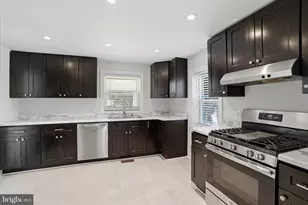 354 Apple St, Pottstown, PA 19464 - Photo 7