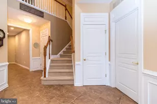 374 Primrose Dr, Upper Gwynedd, PA 19446 - Photo 5