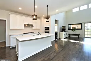 442 Sanctuary Ct, North Wales, PA 19454 - Photo 5