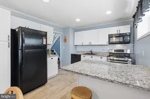 18 Abbeyview Ave, Willow Grove, PA 19090 - Photo 9