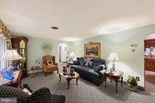 433 Washington St, East Greenville, PA 18041 - Photo 5