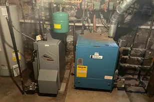 914 Swede St, Norristown, PA 19401 - Photo 15