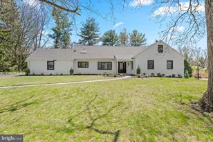 1021 Walsh Ln, Narberth, PA 19072 - Photo 3