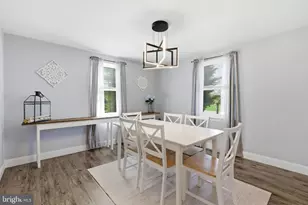 1014 Thrush Ln, Audubon, PA 19403 - Photo 9