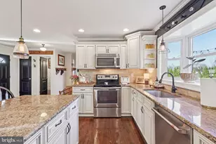 1867 Ft Washington Ave, Ambler, PA 19002 - Photo 7