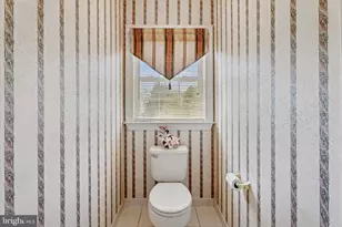 2023 Stony Creek Rd, Lansdale, PA 19446 - Photo 35