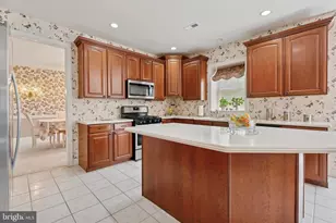 2023 Stony Creek Rd, Lansdale, PA 19446 - Photo 13