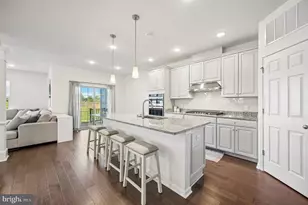 405 Sanctuary Ct, North Wales, PA 19454 - Photo 7